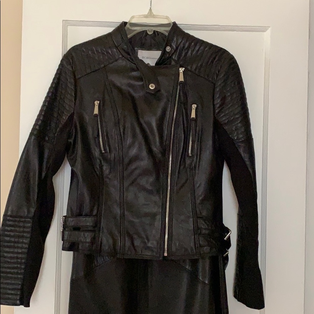 Leather jacket - Picture 4 of 6